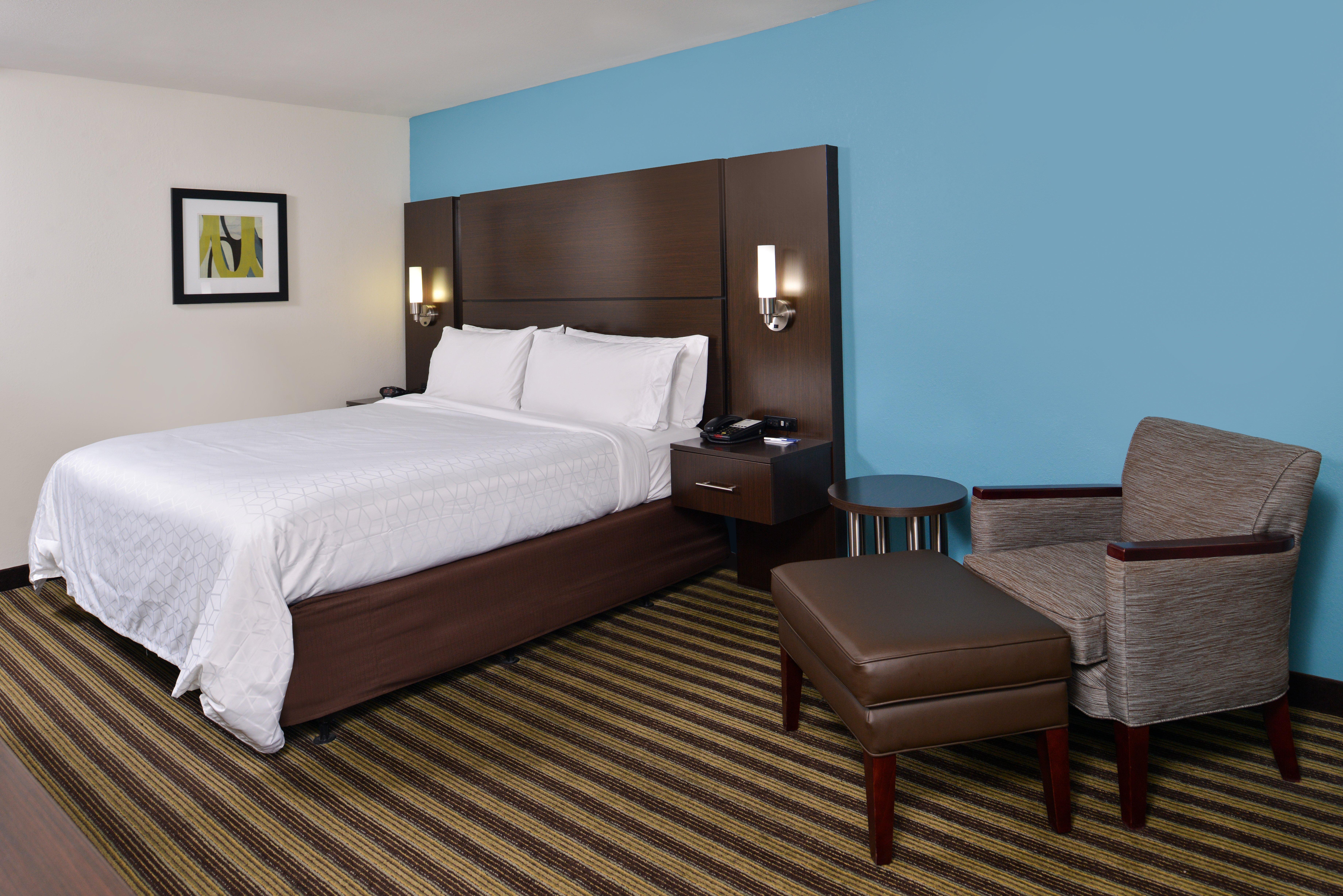 Holiday Inn Express Montgomery East I-85 By Ihg Exterior photo